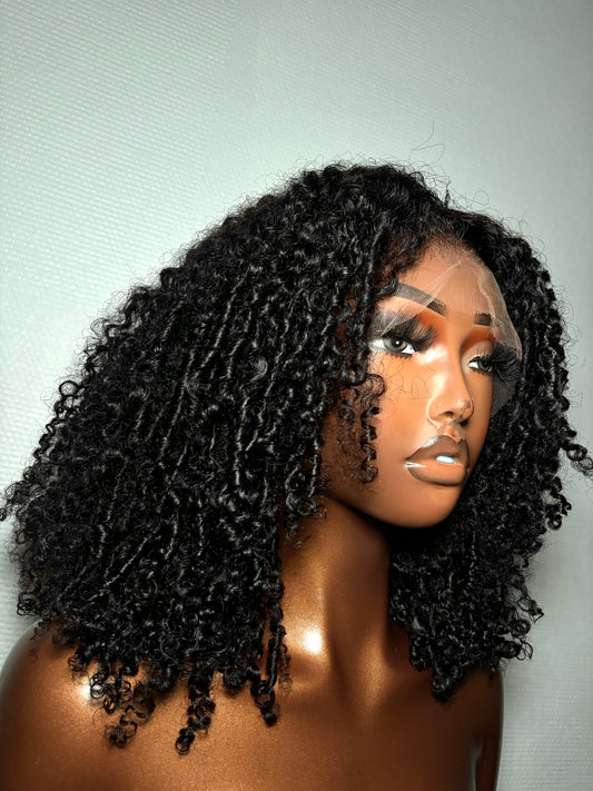 Afro - kinky curly